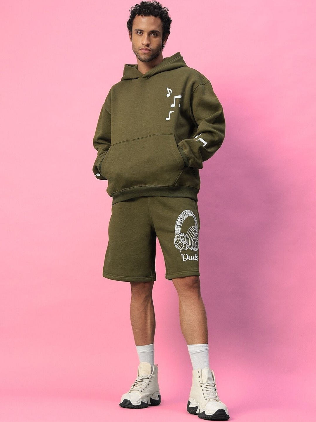 

WEARDUDS Printed Hooded Long Sleeves Sweatshirt With Shorts, Green