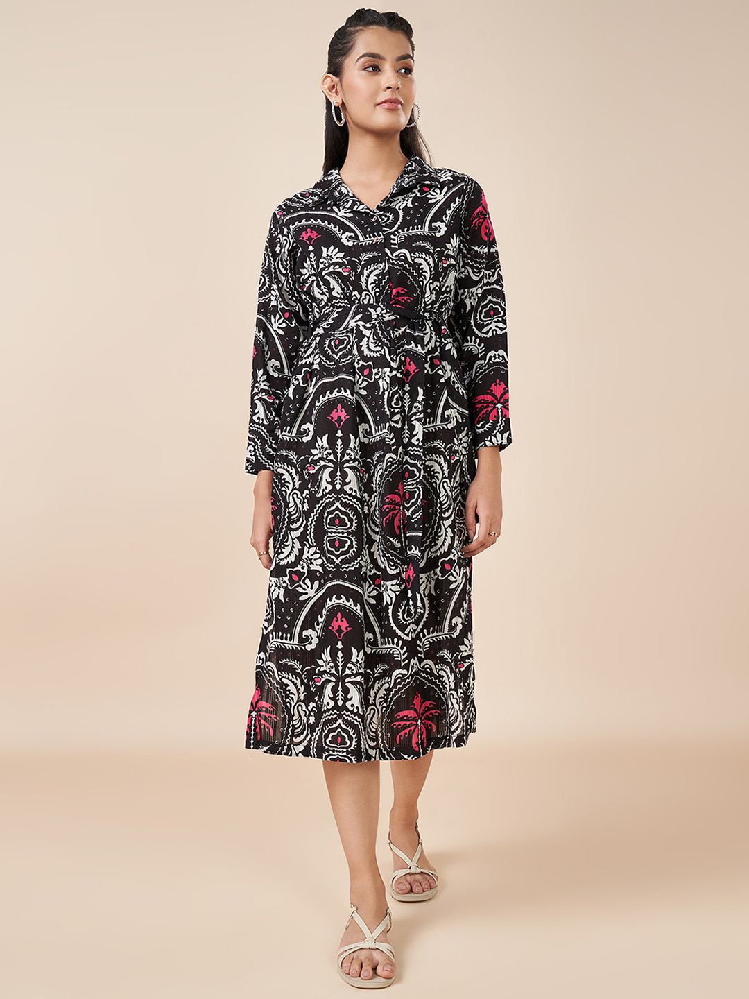 

AKKRITI BY PANTALOONS Women Floral Printed Cotton Sheath Knee Length Dress, Black