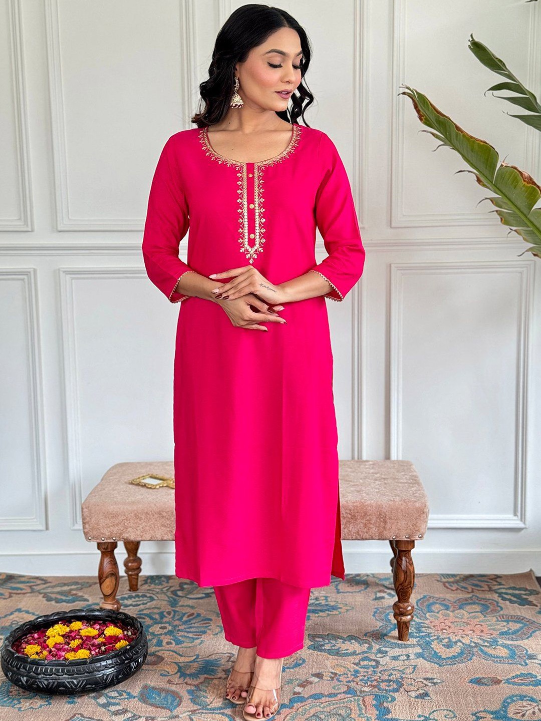 

BLACK SCISSOR Floral Embroidered Straight Kurta With Trousers & Dupatta, Pink