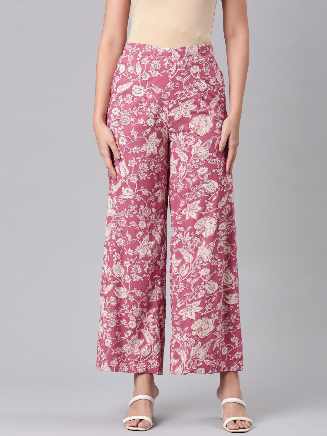 

Go Colors Women Floral Printed Mid-Rise Straight Fit Palazzos, Pink