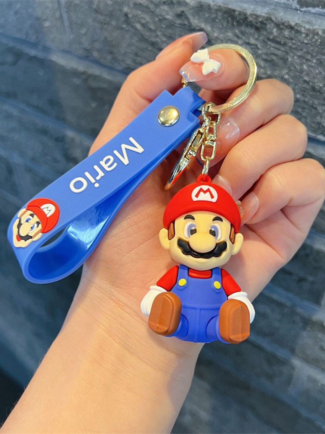 

Flenzy 3D Super Mario Cartoon Keychain With Silicone Belt, Blue