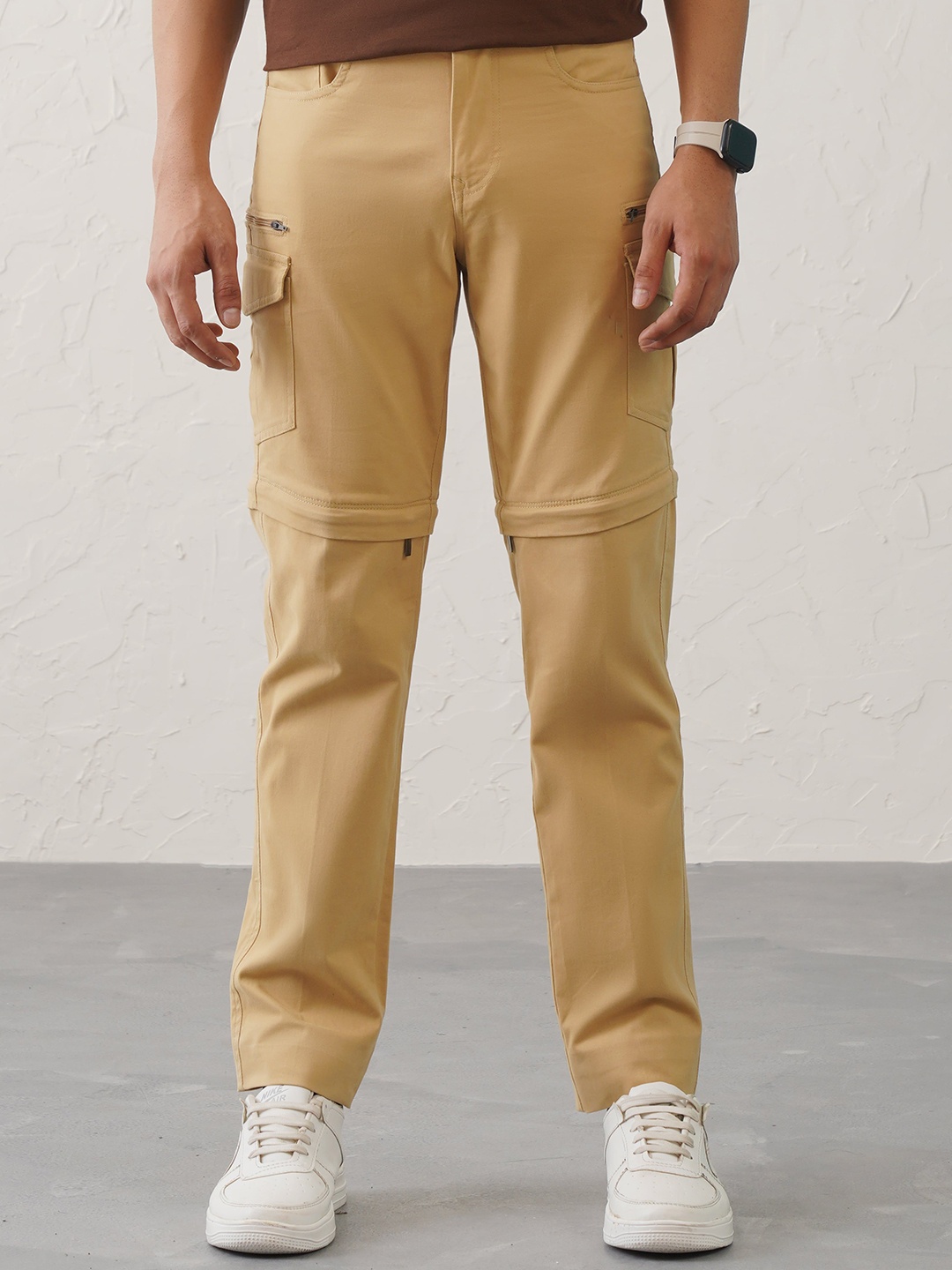 

Minus One Men Cotton Mid-Rise Slim Fit Cargos, Khaki