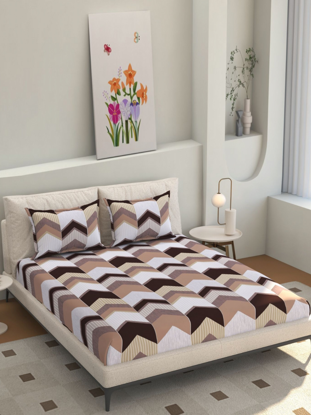 

Florida Beige & White Graphic 200 TC Queen Bedsheet with 2 Pillow Covers
