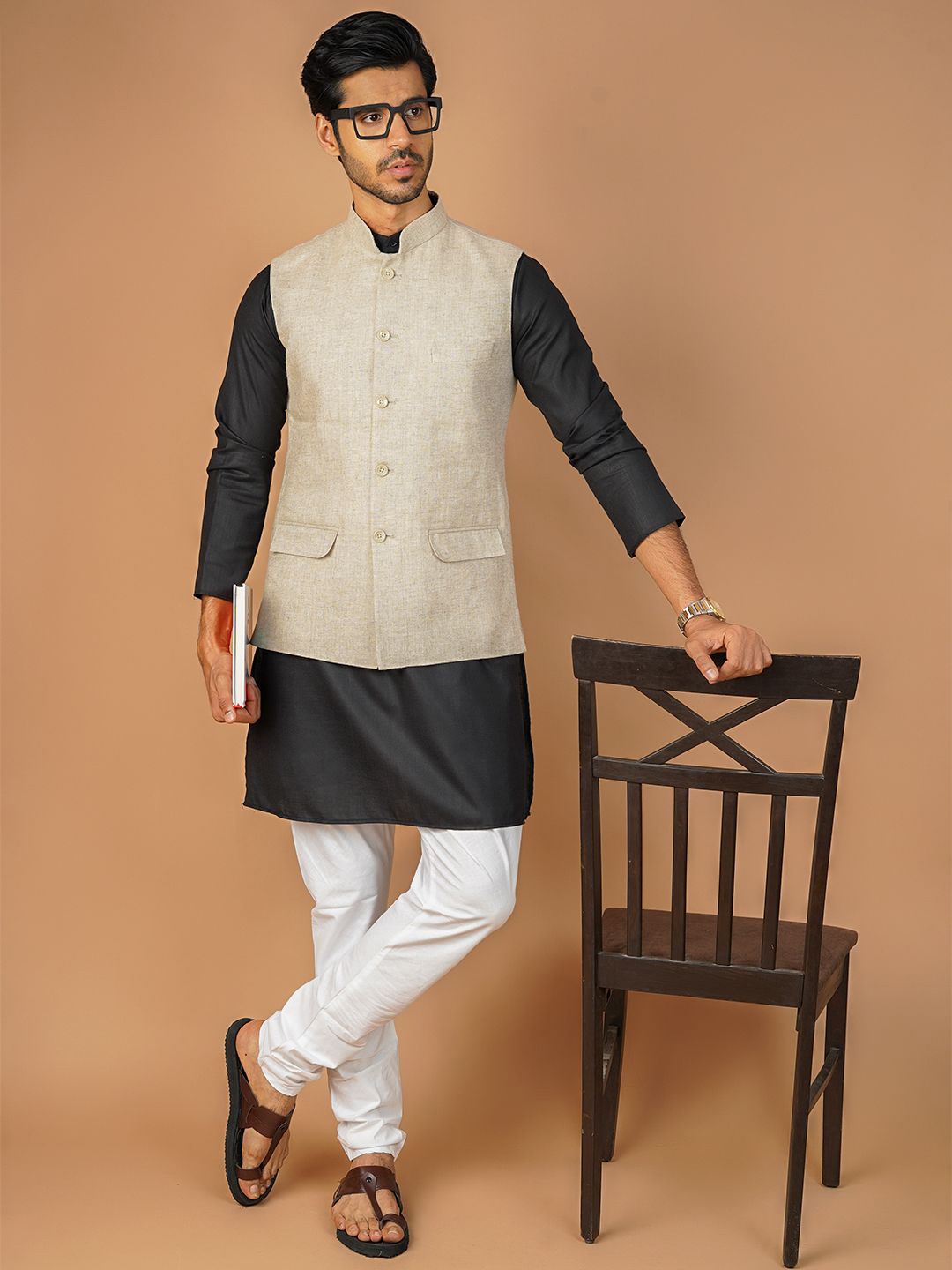 

Wintage Mandarin Collar Cotton Silk Straight Kurta with Pyjamas & Nehru Jacket, Black
