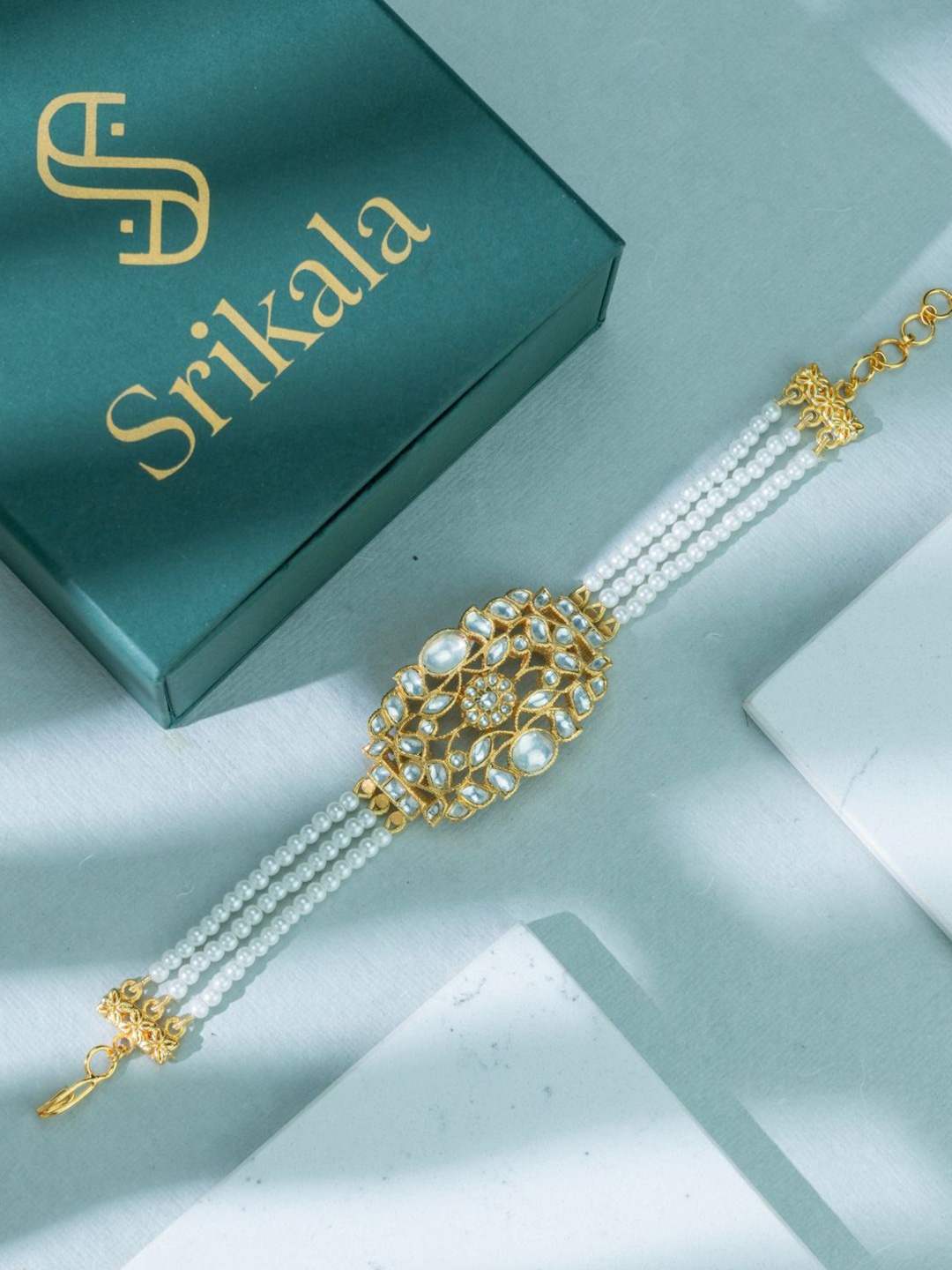 

srikala Gold-Plated Stone Studded & Beaded Necklace