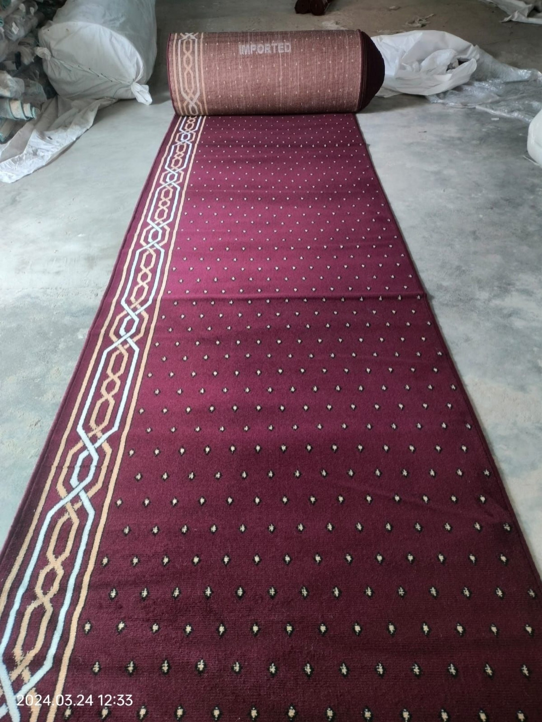 

Samjeeda Handloom carpets Black Geometric Anti-Skid Polyester Carpet