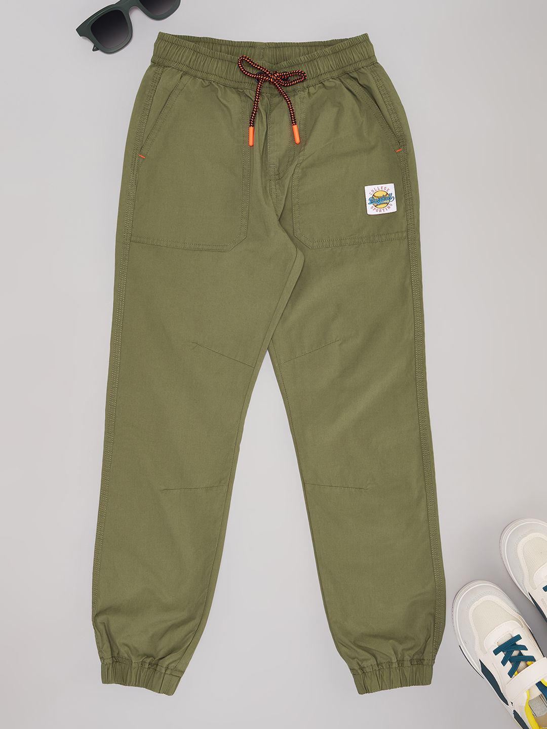 

Pantaloons Junior Boys Pure Cotton Mid-Rise Regular Fit Joggers, Olive