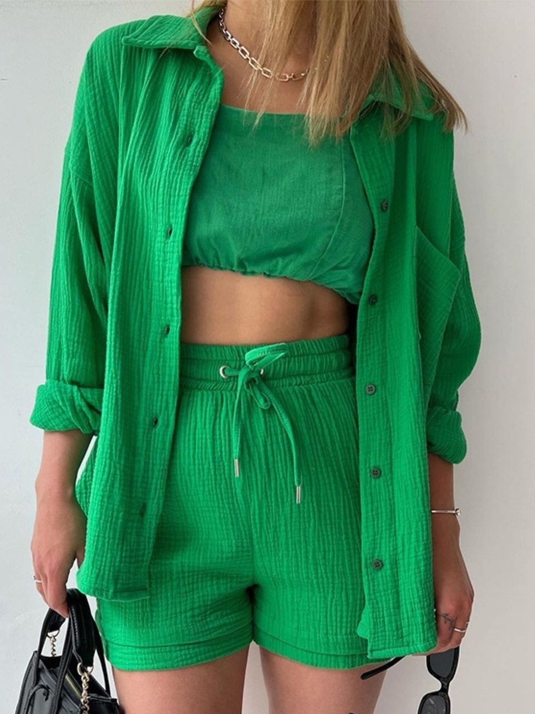 

HERE&NOW Green Long Sleeves Shirt With Shorts