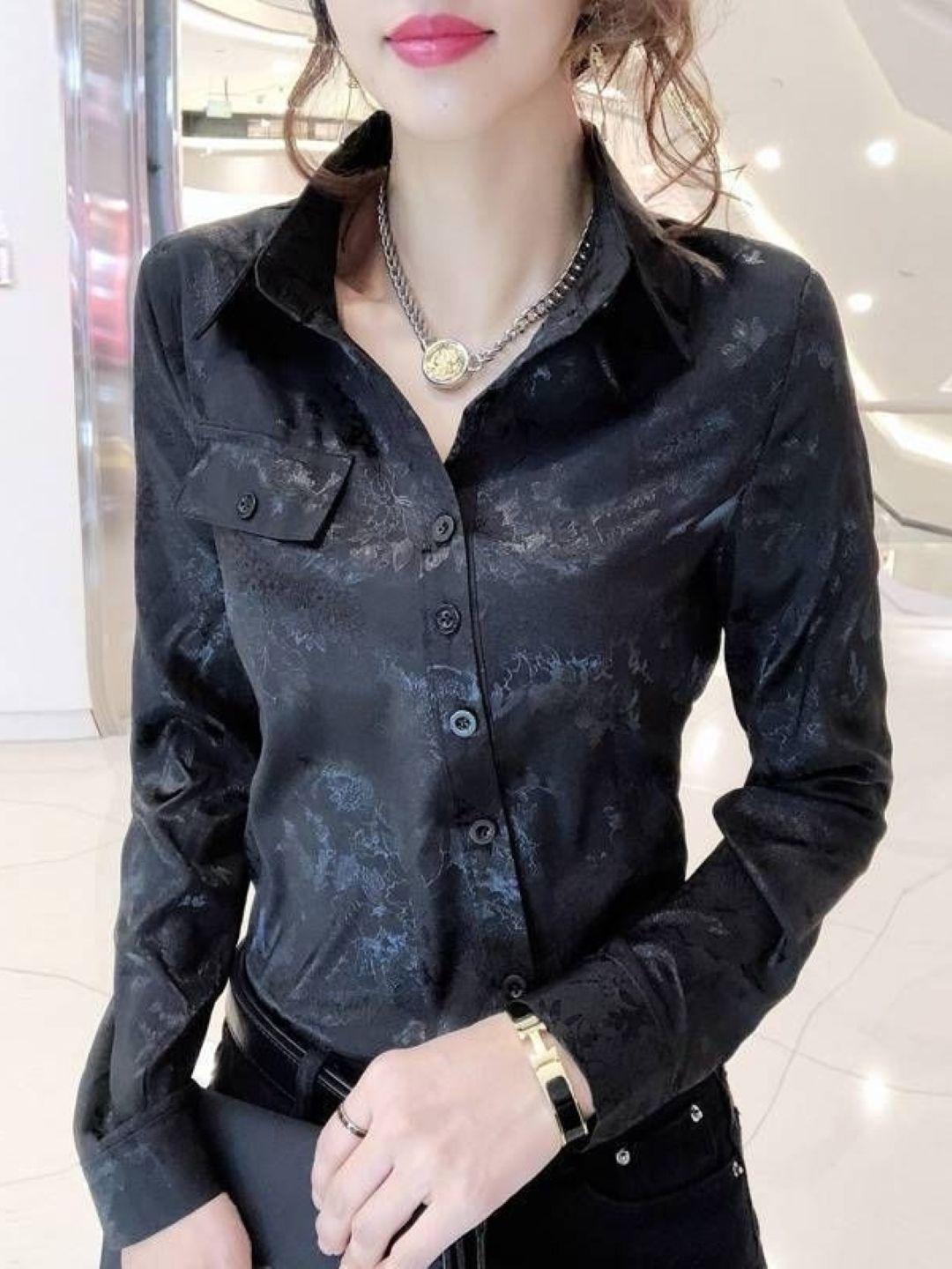 

HERE&NOW Women Smart Slim Fit Floral Opaque Printed Party Shirt, Black