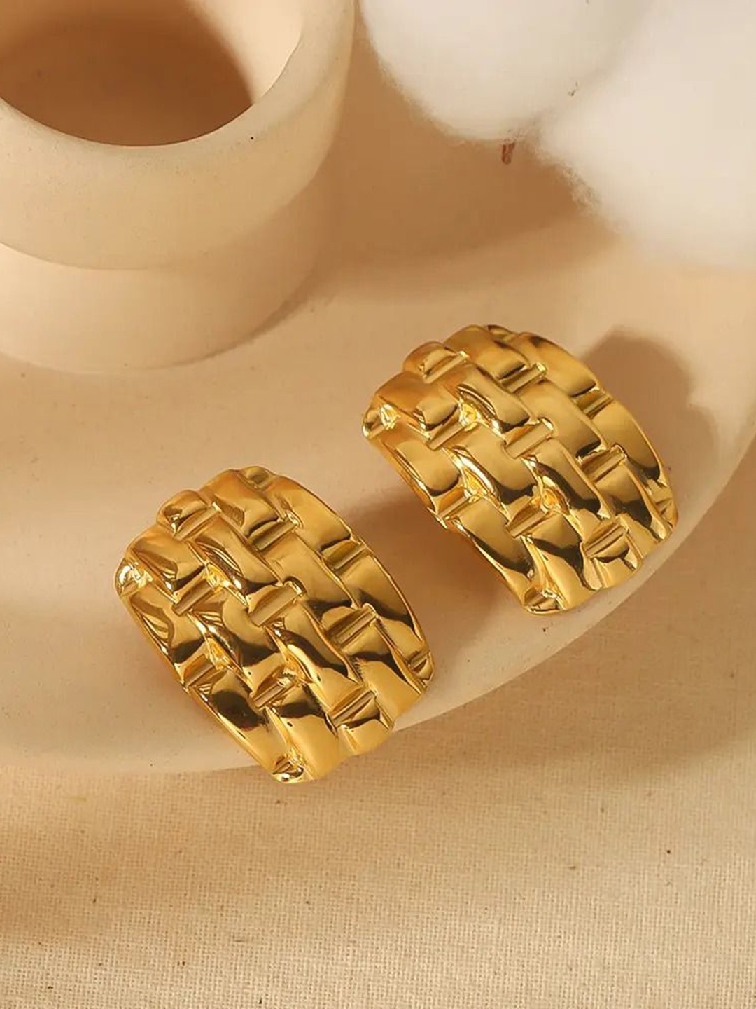 

DIVASTRI Gold-Plated Stainless Steel Anti Tarnish Square Shaped Drop Earrings