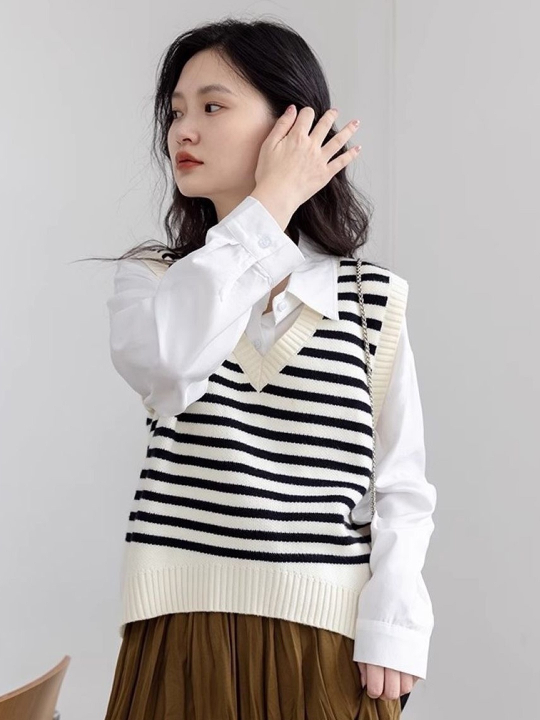 

HERE&NOW Women Striped Sleeveless Cotton Pullover Sweater, White