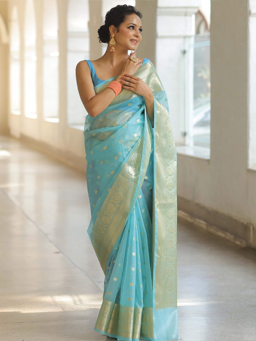 

V3 FASHION STUDIO Ethnic Motifs Zari Organza Banarasi Saree, Blue