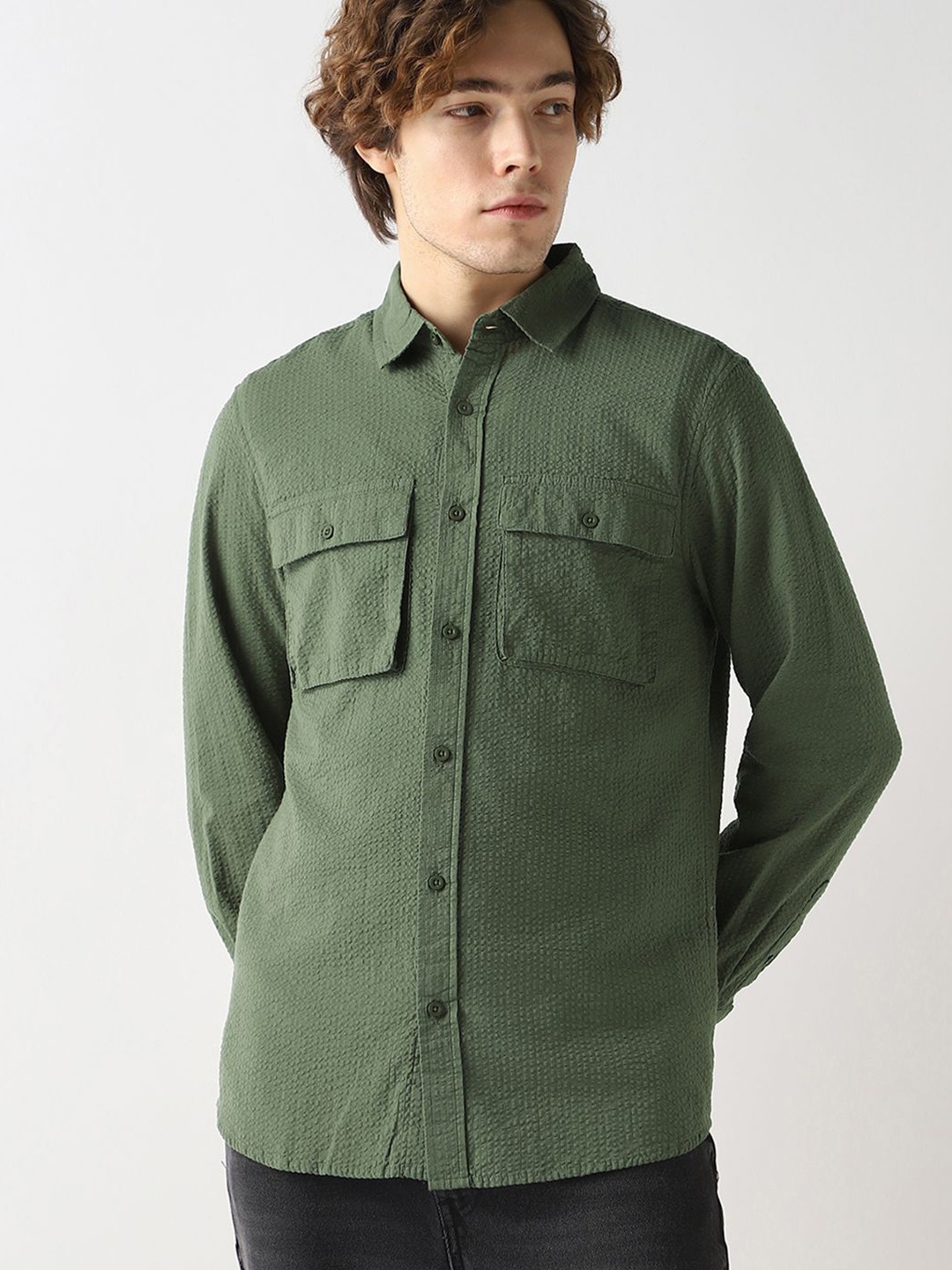 

Bewakoof Men Opaque Casual Shirt, Green