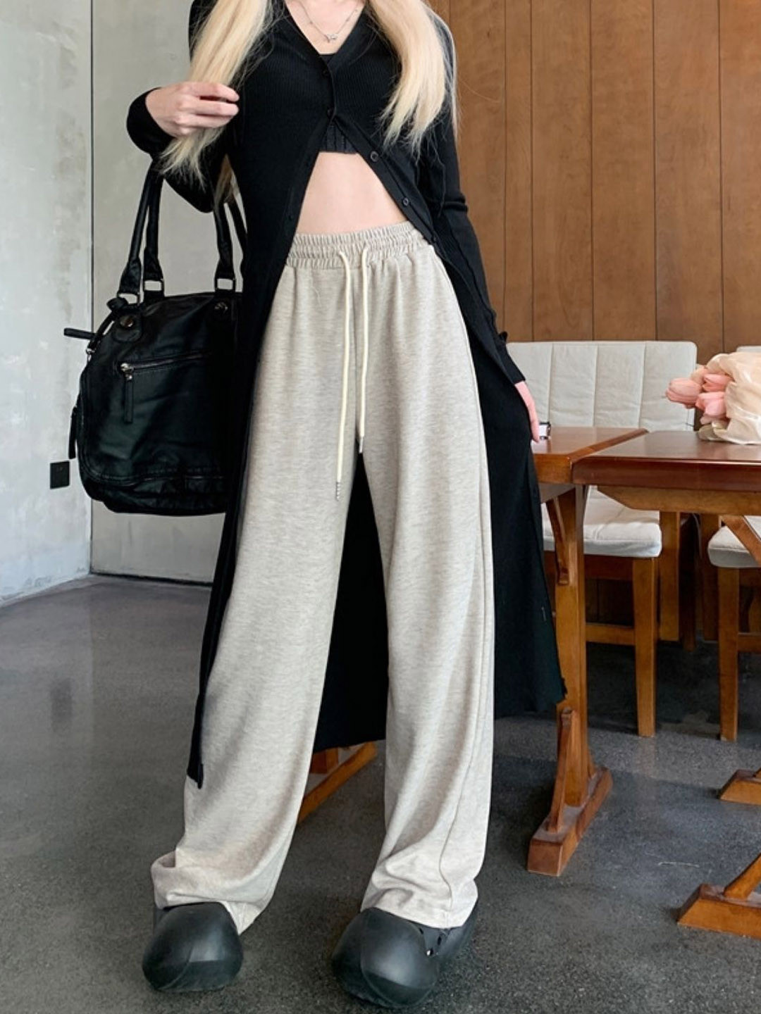

HERE&NOW Women Mid-Rise Relaxed Loose Fit Trousers, Cream