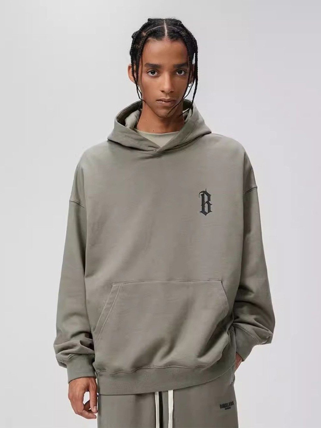 

KPOP Women Typography Printed Hooded Sweatshirt, Grey