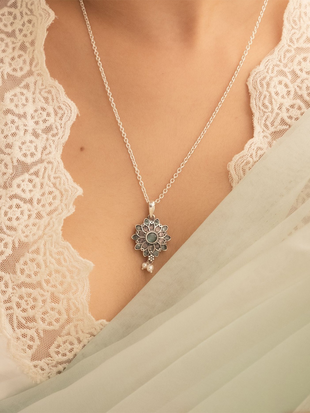 

Shyle 925 Sterling Silver Stone Studded Necklace