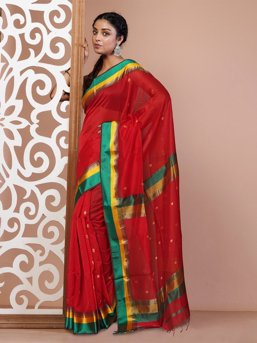 

Unnati Silks Woven Design Zari Silk Cotton Handloom Maheshwari Saree, Red