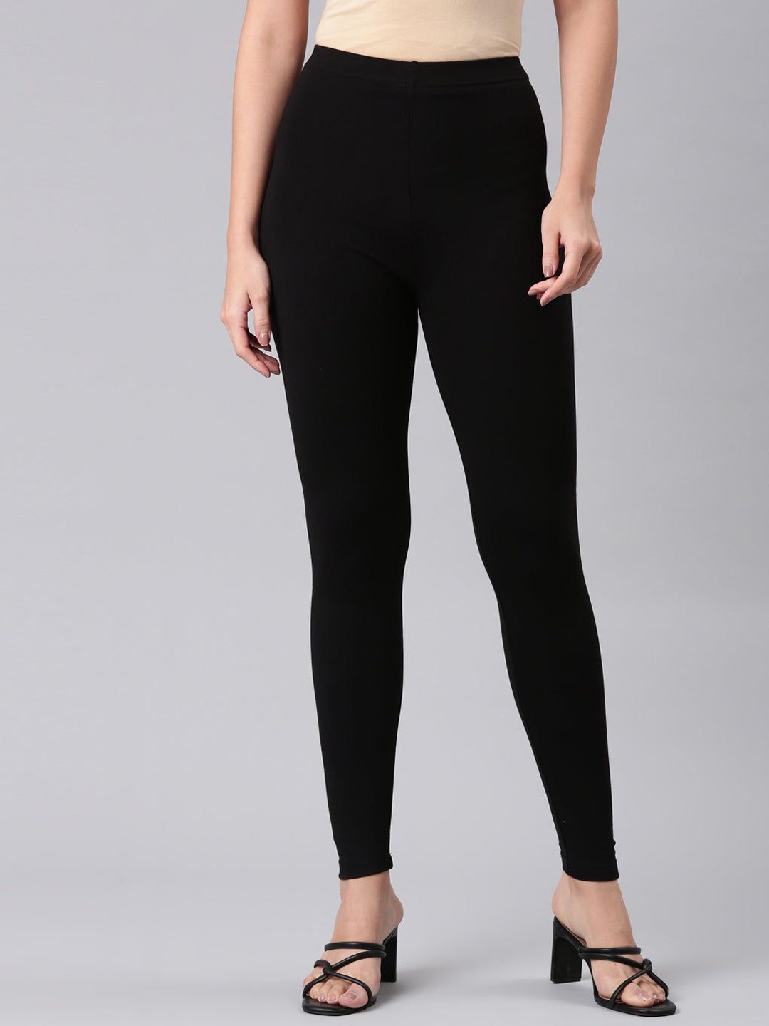 

Go Colors Women Mid-Rise Ankle Length Leggings, Black