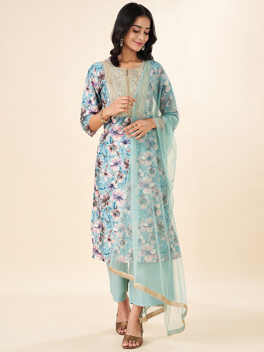 

RANGMANCH BY PANTALOONS Floral Embroidered Zari Kurta With Trousers & Dupatta, Turquoise blue