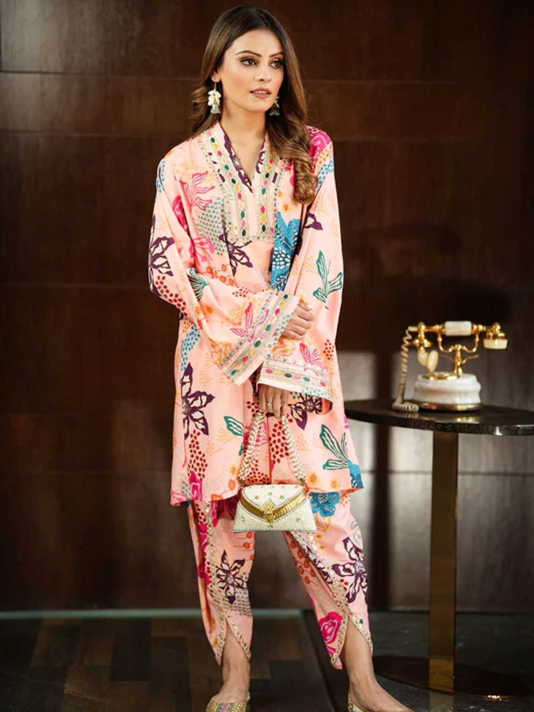 

KNIT NAP PRODUCTIONS Floral Printed Straight Kurta with Dhoti Pants, Peach