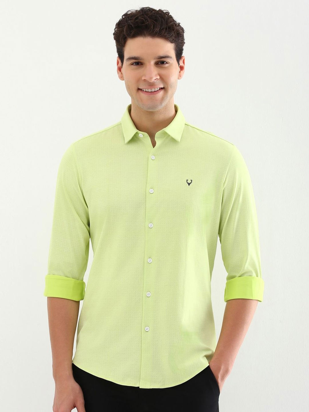 

Allen Solly Men Slim Fit Opaque Printed Casual Shirt, Green