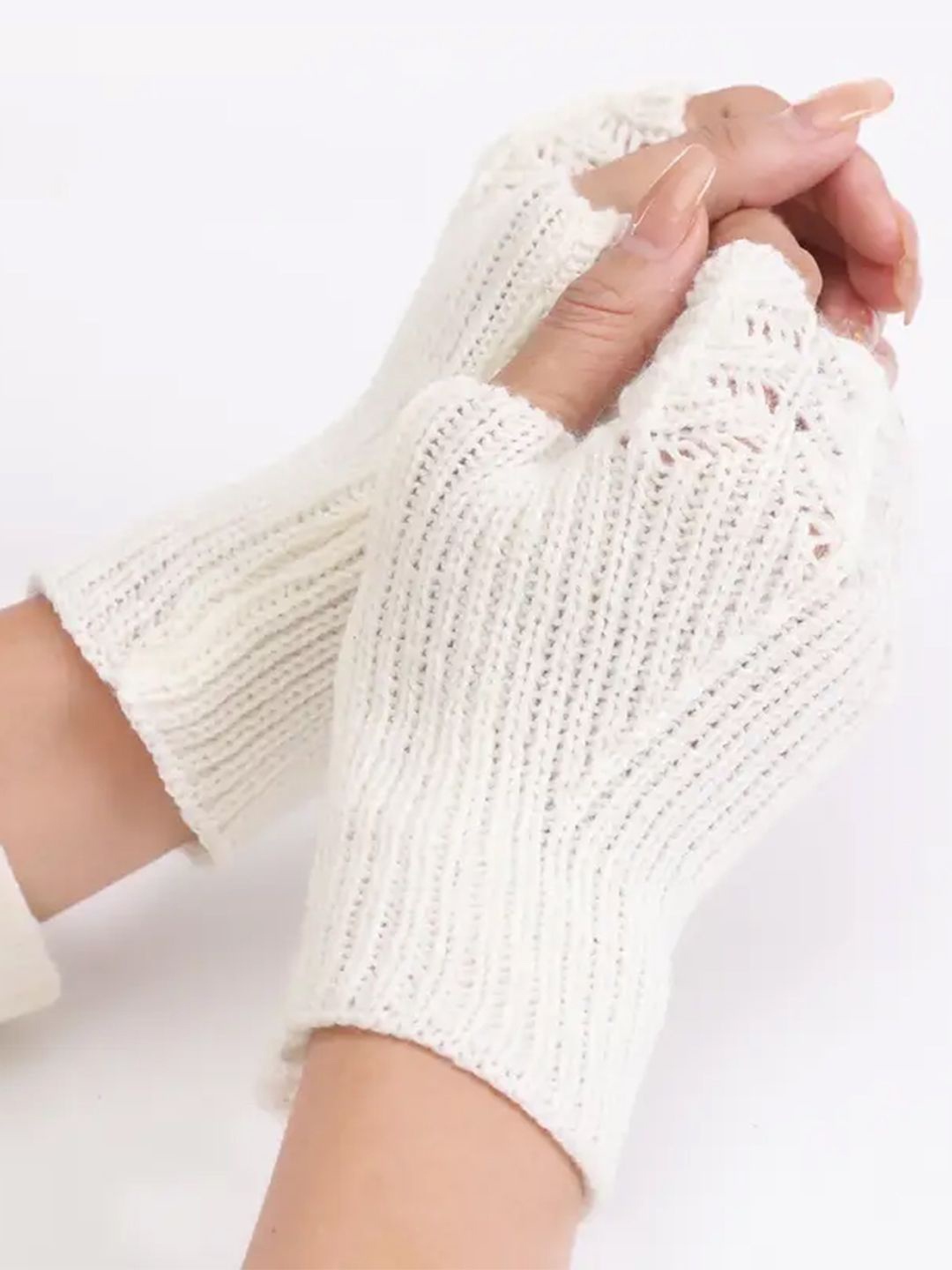 

Bold N Elegant Women Acrylic Winter Gloves, White