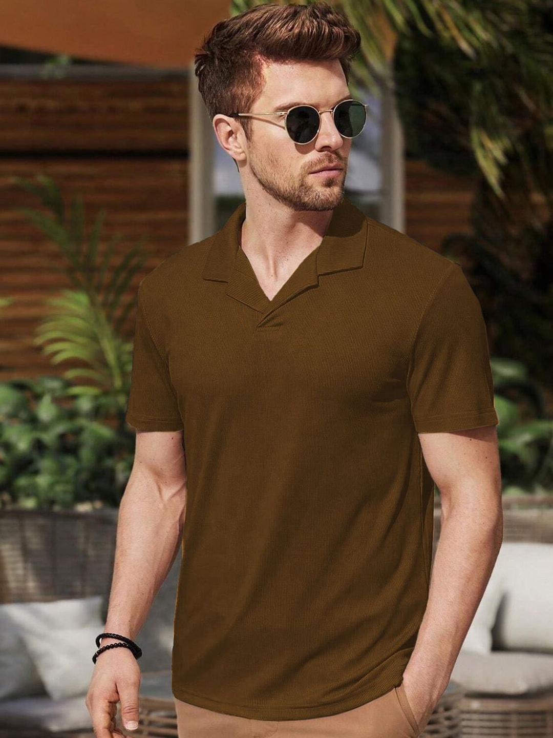 

CLAFOUTIS Men Polo Collar T-shirt, Brown