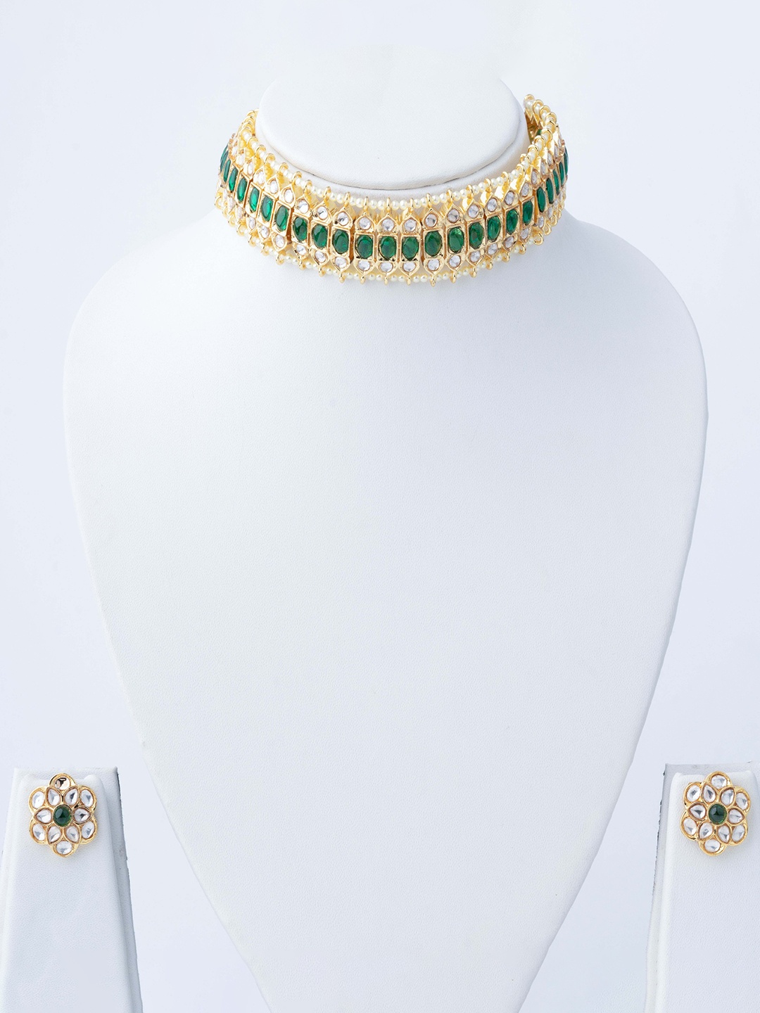 

vivinia BY VIDHI MEHRA Gold-Plated Kundan Studded & Polki Beaded Choker Jewellery Set