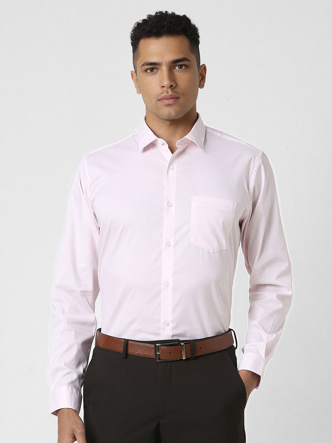 

Van Heusen Men Opaque Formal Shirt, Pink