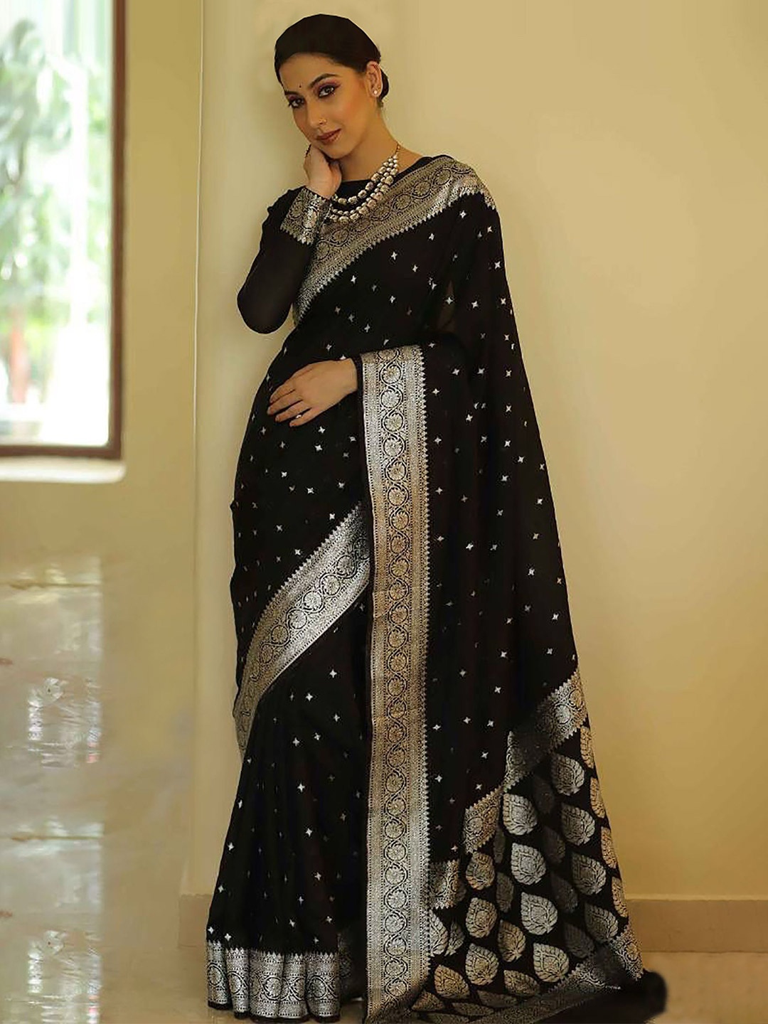 

Anjaneya Sarees Woven Design Zari Traditional Banarasi Saree, Black