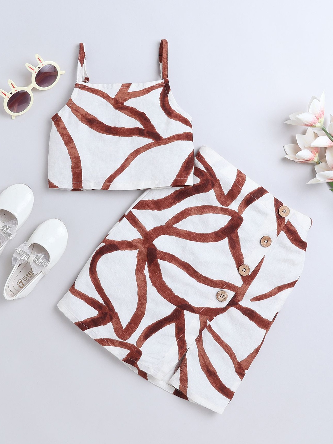 

taffykids Girls Abstract Printed Shoulder Straps Top With Skirt, Brown