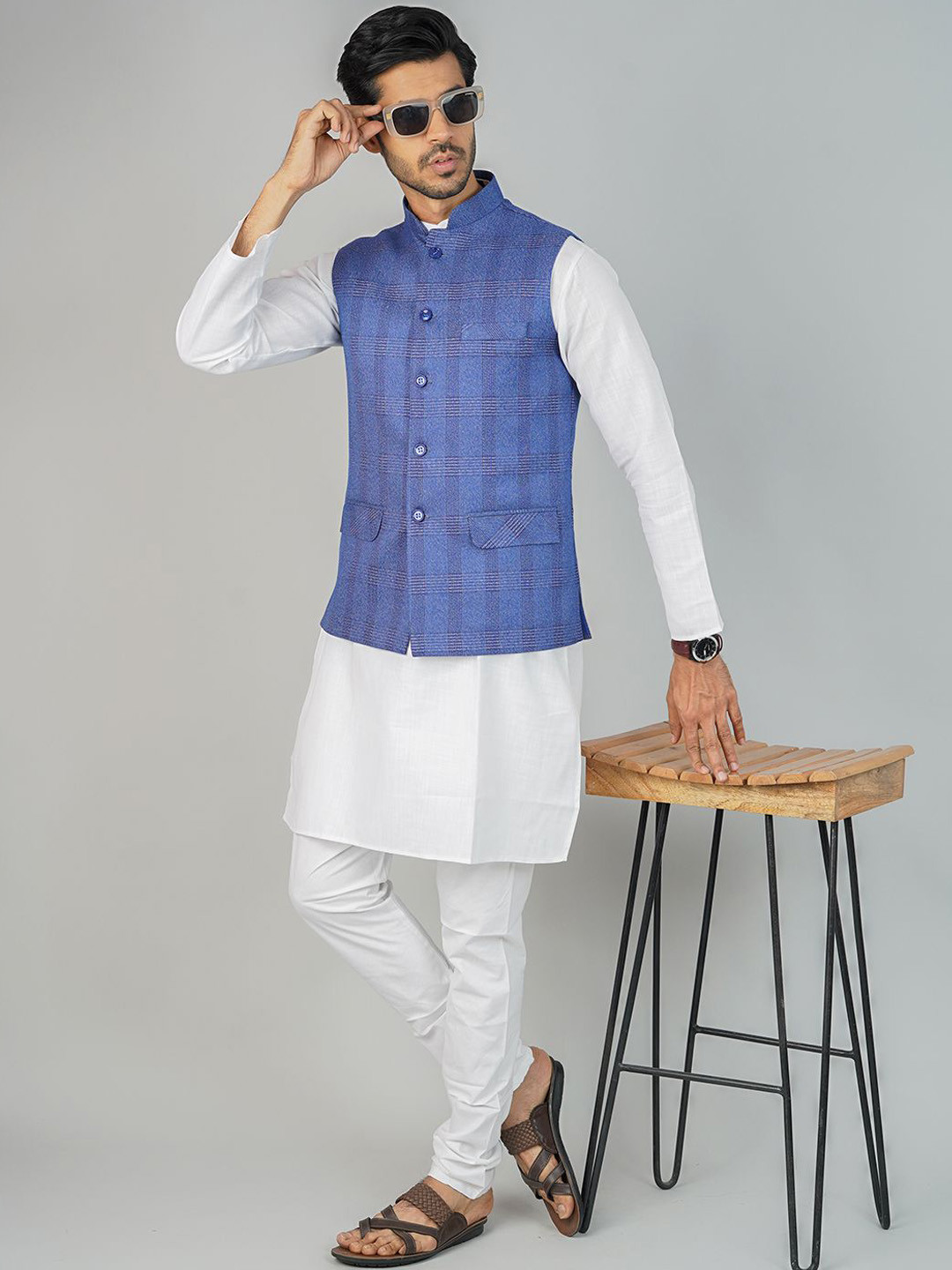 

Wintage Mandarin Collar Cotton Silk Straight Kurta with Pyjamas & Nehru Jacket, White