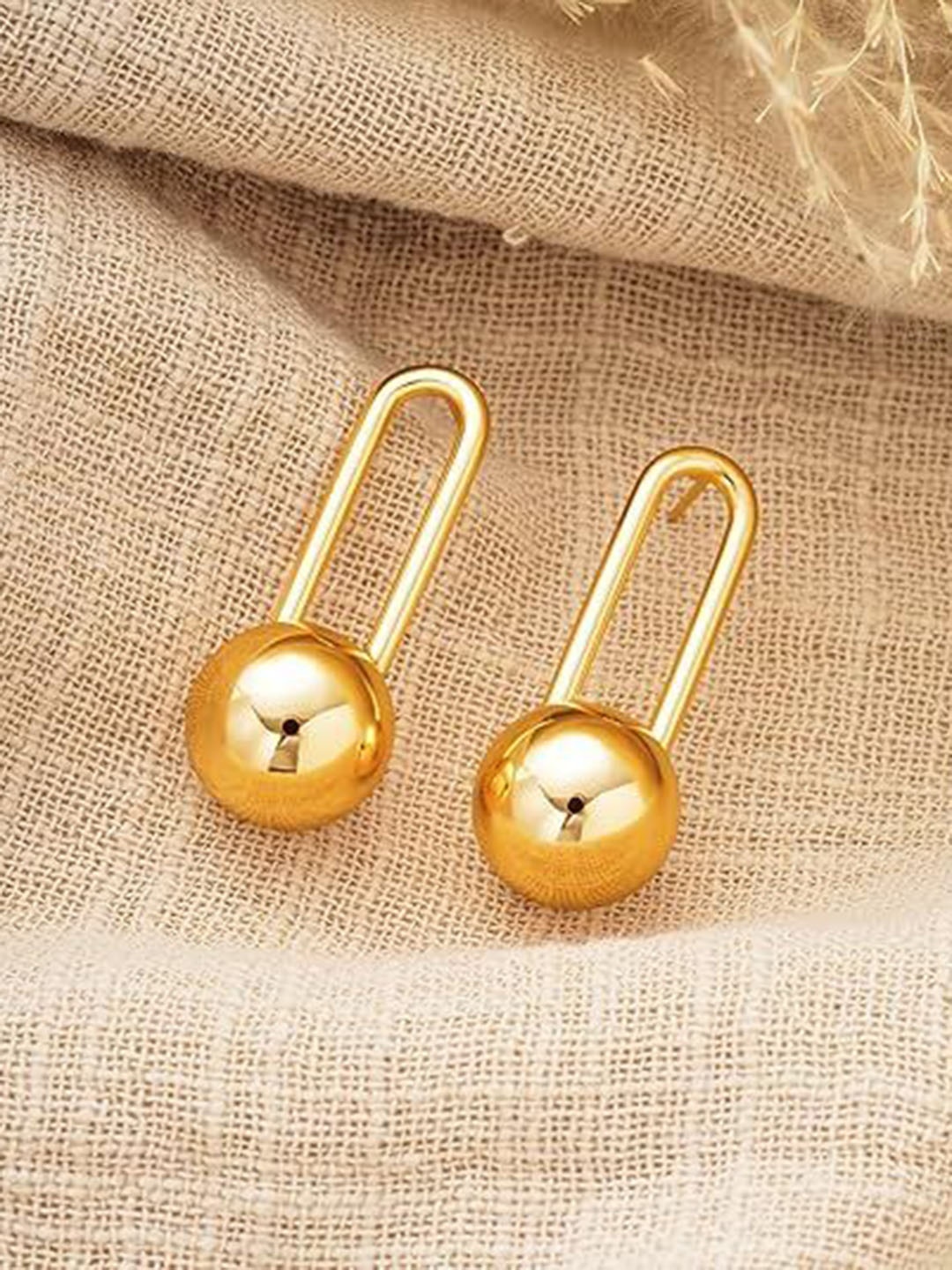 

DIVASTRI Gold-Plated Stainless Steel Anti Tarnish Contemporary Shaped Drop Earrings