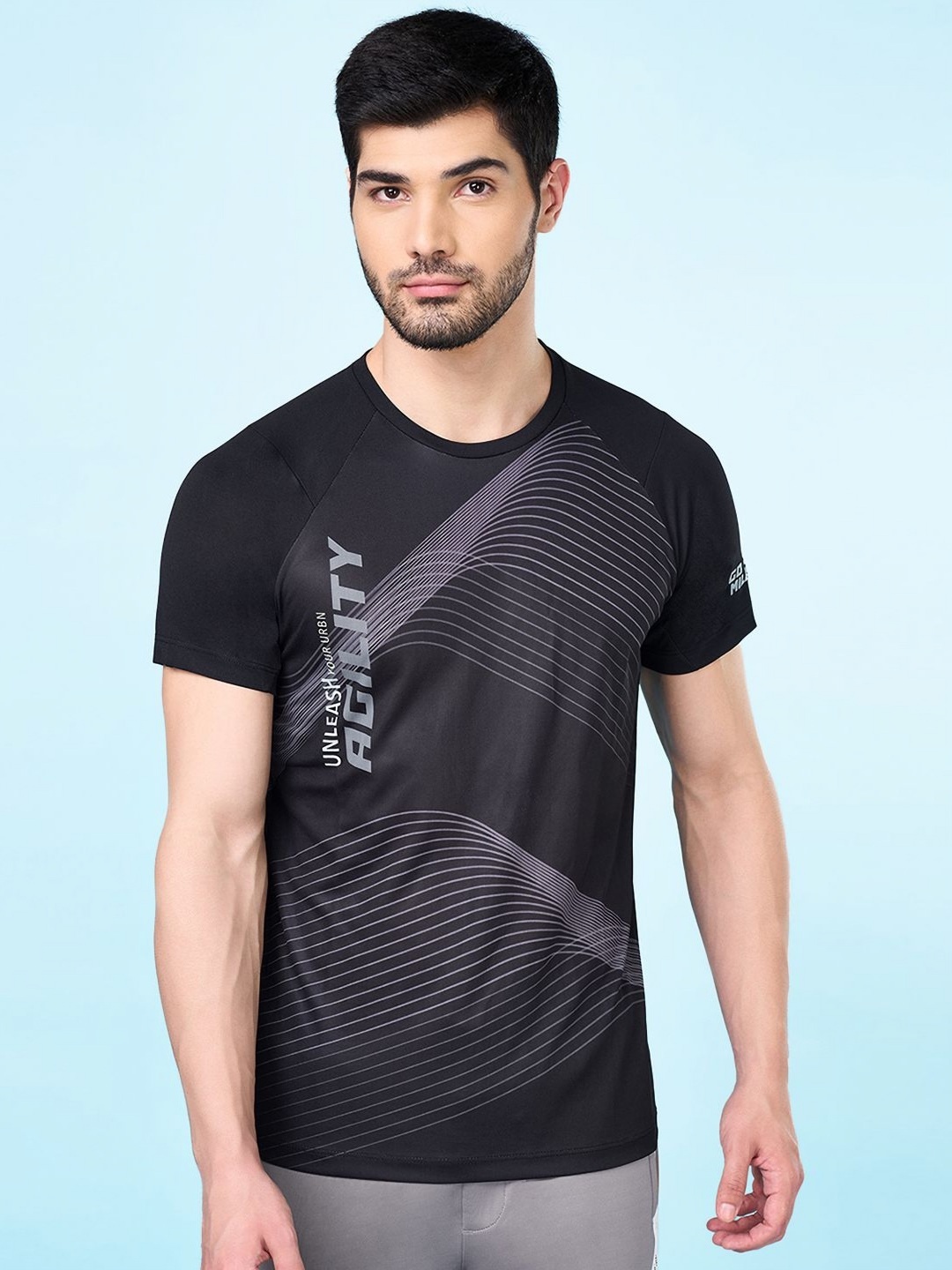 

Ajile by Pantaloons Men Applique Slim Fit T-shirt, Black