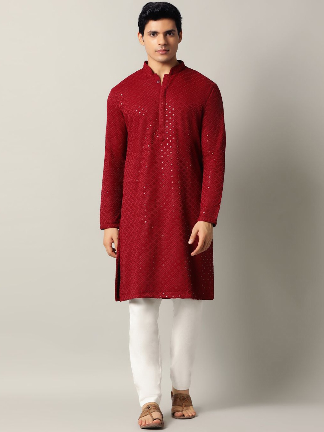 

THE KURTA COMPANY Geometric Embroidered Sequinned Mandarin Collar Straight Kurta, Maroon