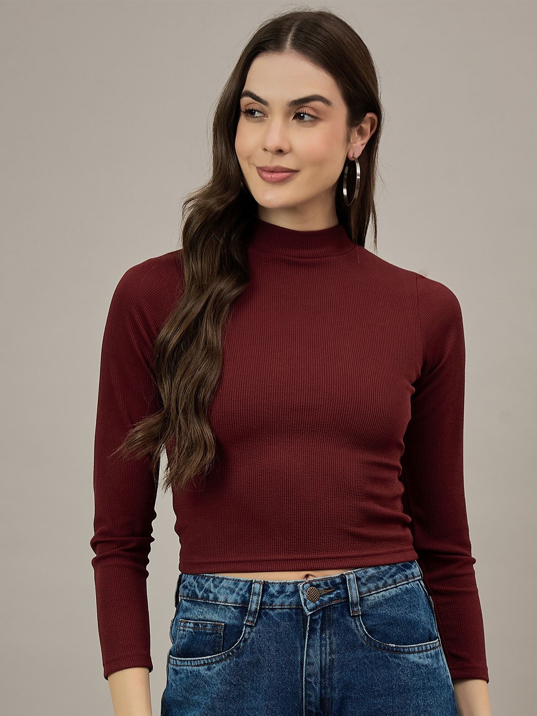 

The Roadster Lifestyle Co Women High Neck Crop Top, Maroon