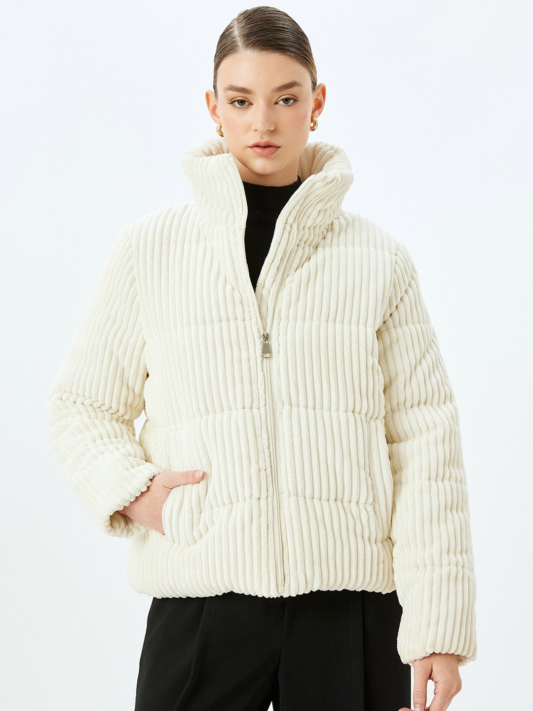 

Koton Women Striped Puffer Jacket, Beige