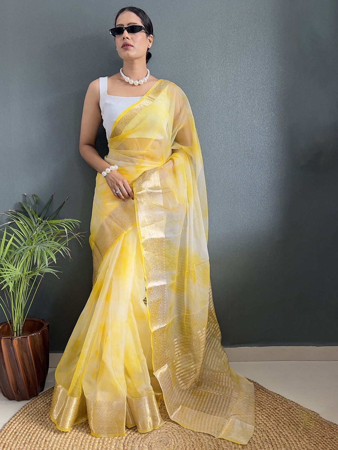 

KALINI Ombre Zari Organza Kanjeevaram Saree, Yellow