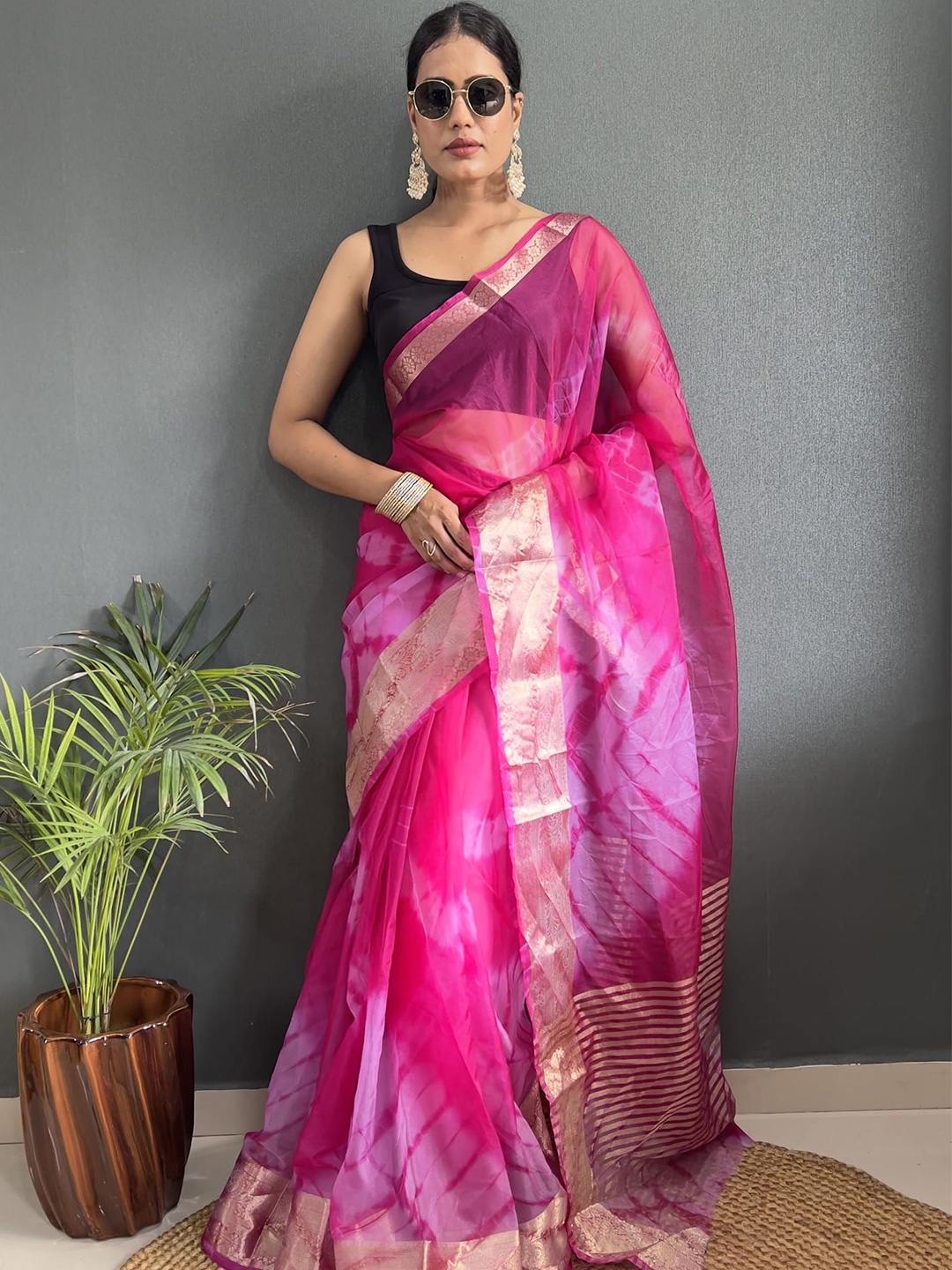 

KALINI Tie and Dye Zari Organza Leheriya Saree, Pink