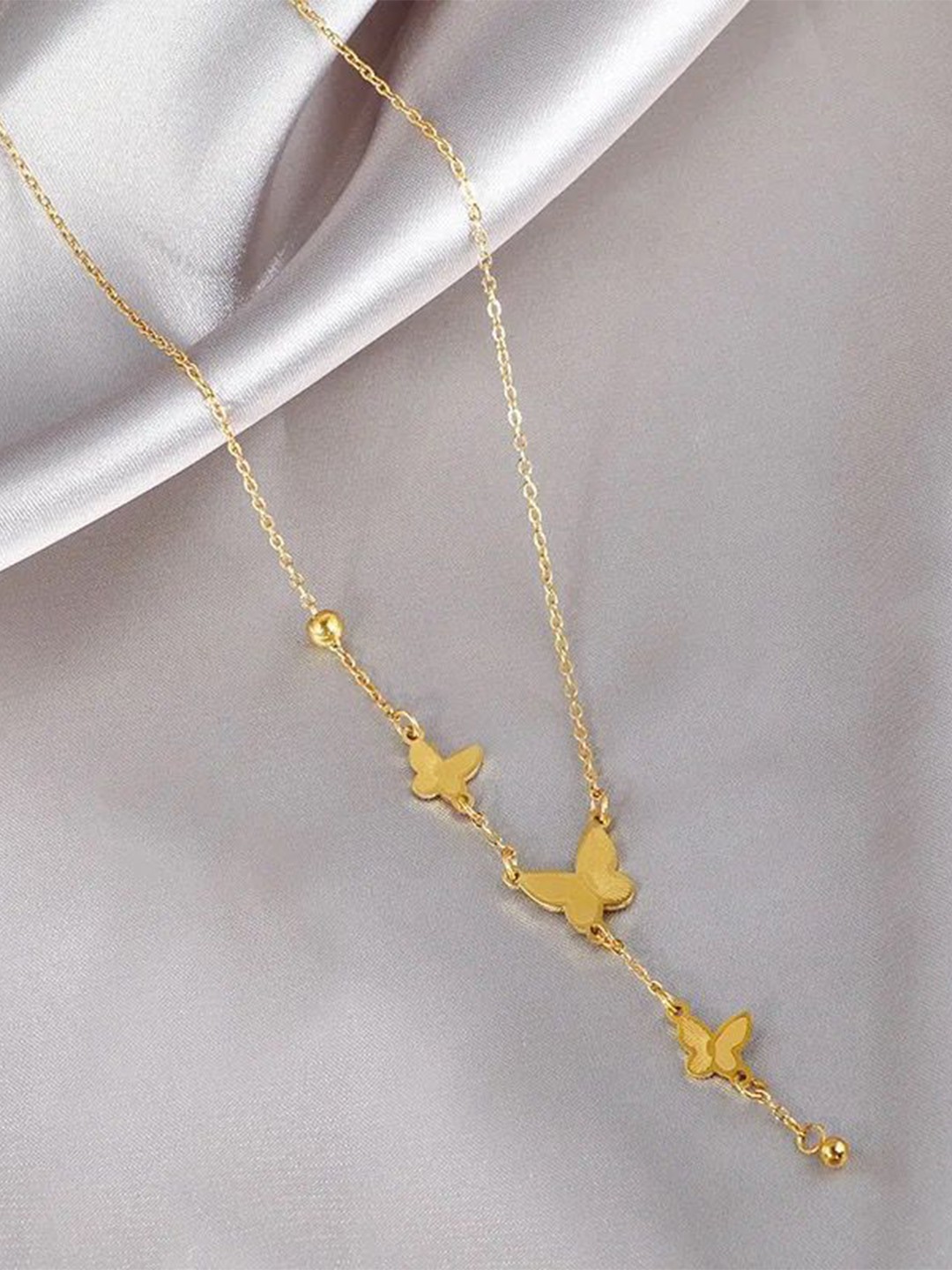 

DressBerry Gold-Plated Necklace