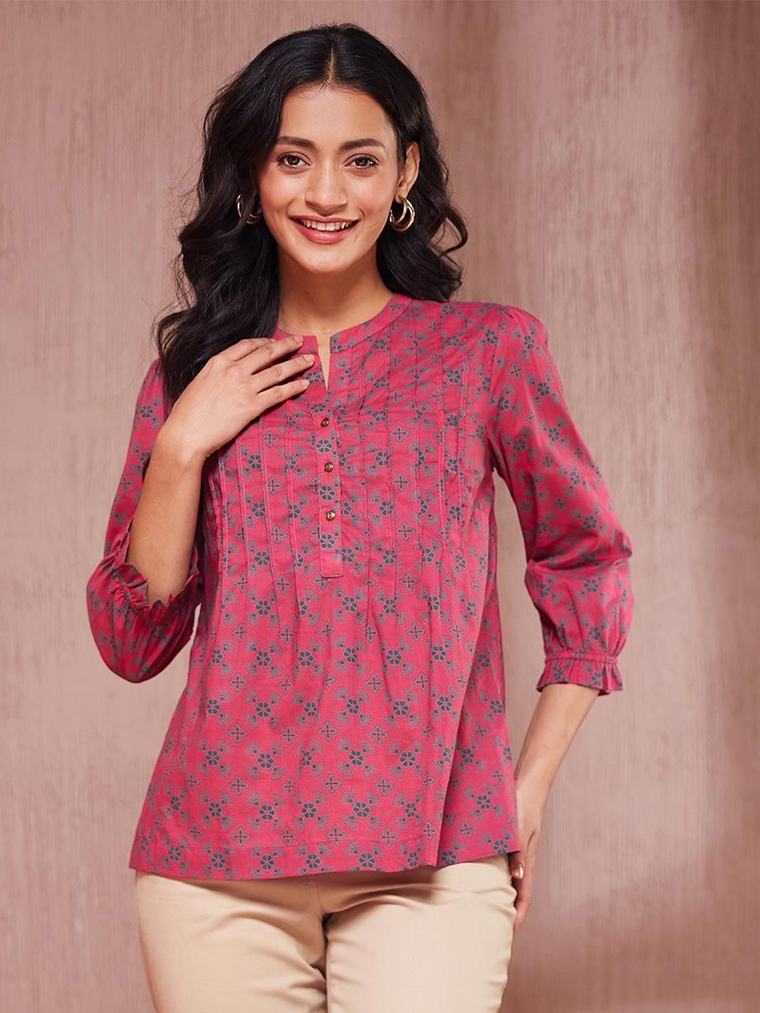 

Fabindia Women Cotton Ethnic Motifs Printed Mandarin Collar Puff Sleeves Top, Pink