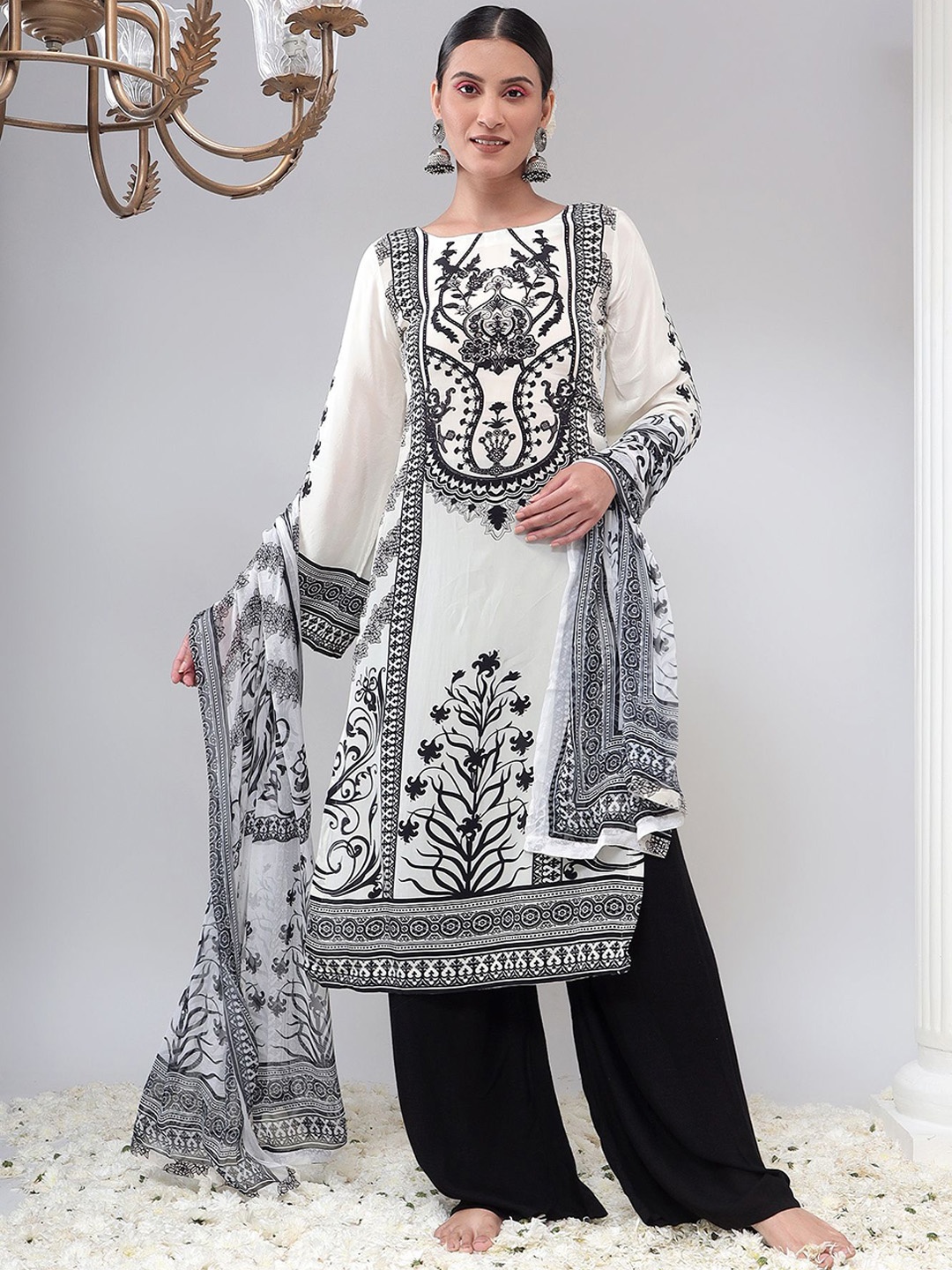 

REETI OF PRINTS Unstitched Dress Material, White