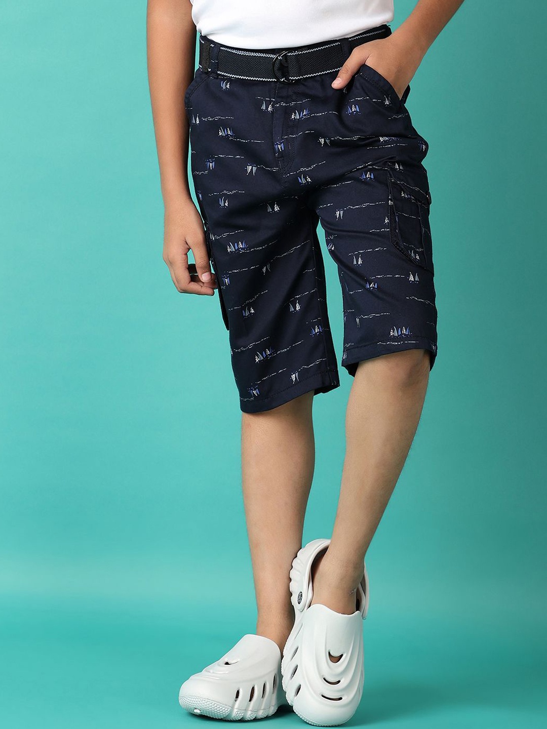 

V-Mart Boys Printed Shorts, Navy blue