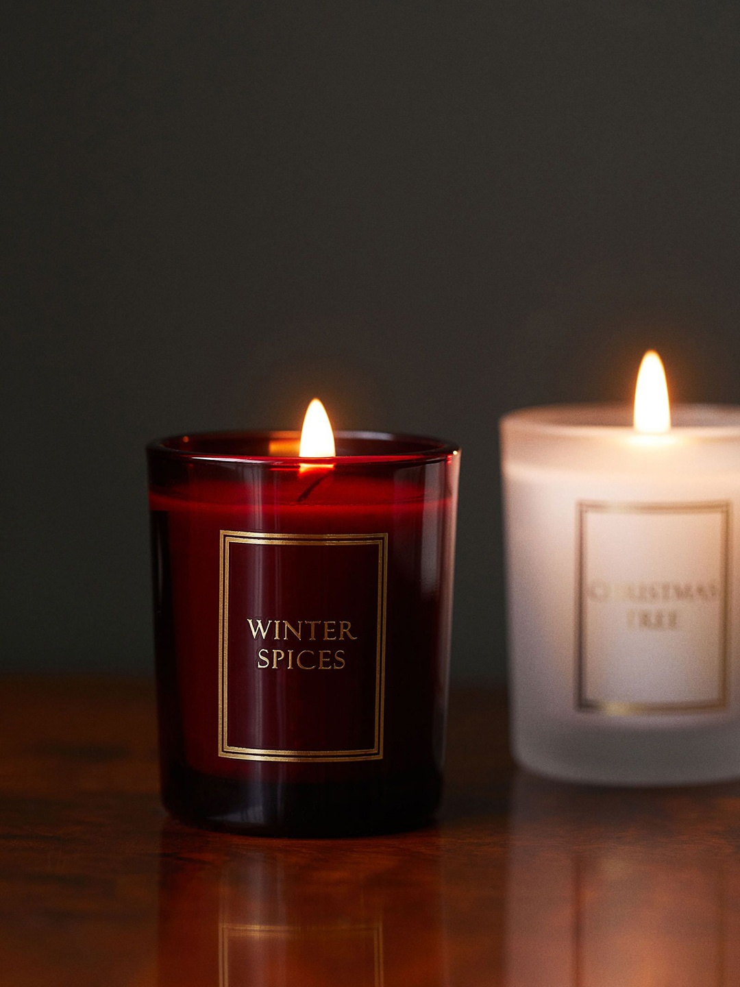 

H&M 2-Pack Red & White Small Scented Candles