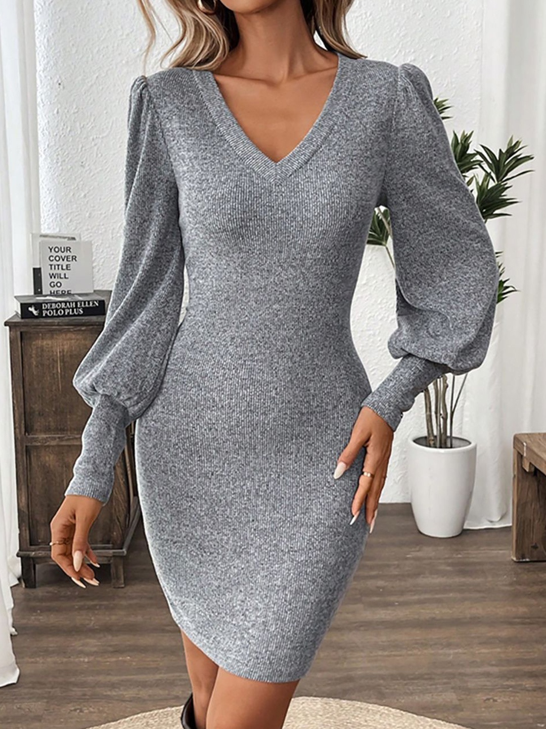 

StyleCast x Revolte Georgette Fit & Flare Dress, Grey