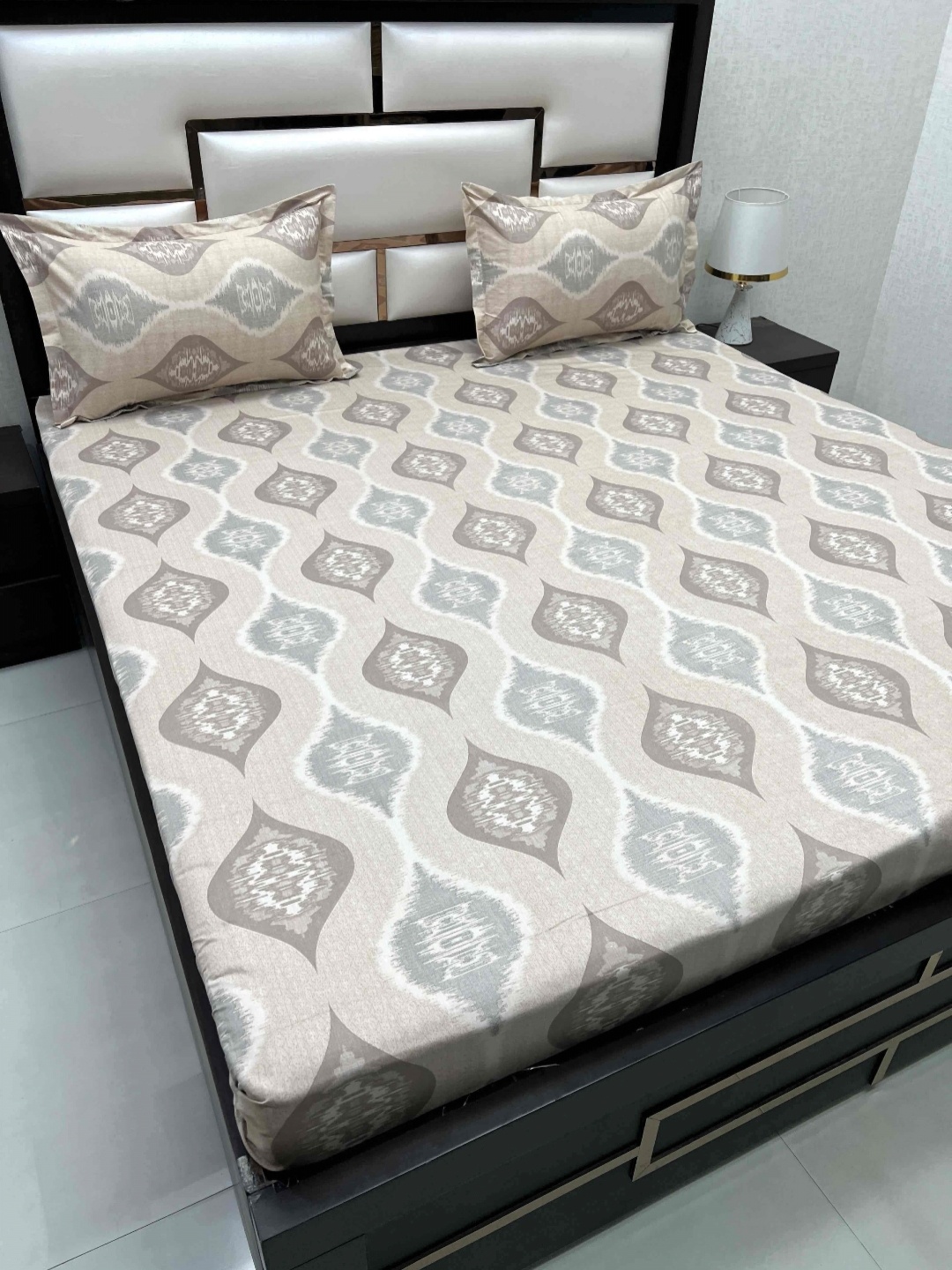 

Pure Decor Brown & Grey Ethnic Motifs 350 TC Queen Bedsheet with 2 Pillow Covers
