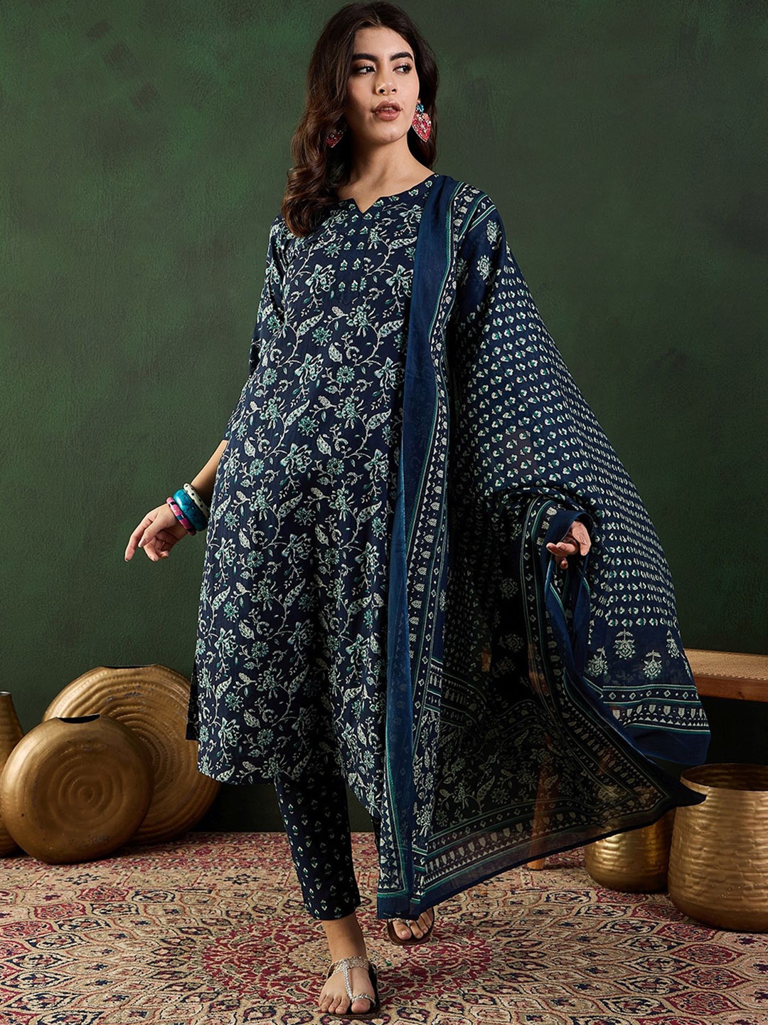 

Sangria Printed Pure Cotton Kurta Set With Dupatta, Navy blue