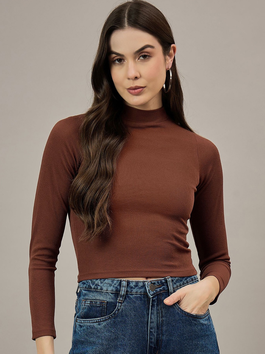 

The Roadster Lifestyle Co Women High Neck Long Sleeves Fitted Crop Top, Brown