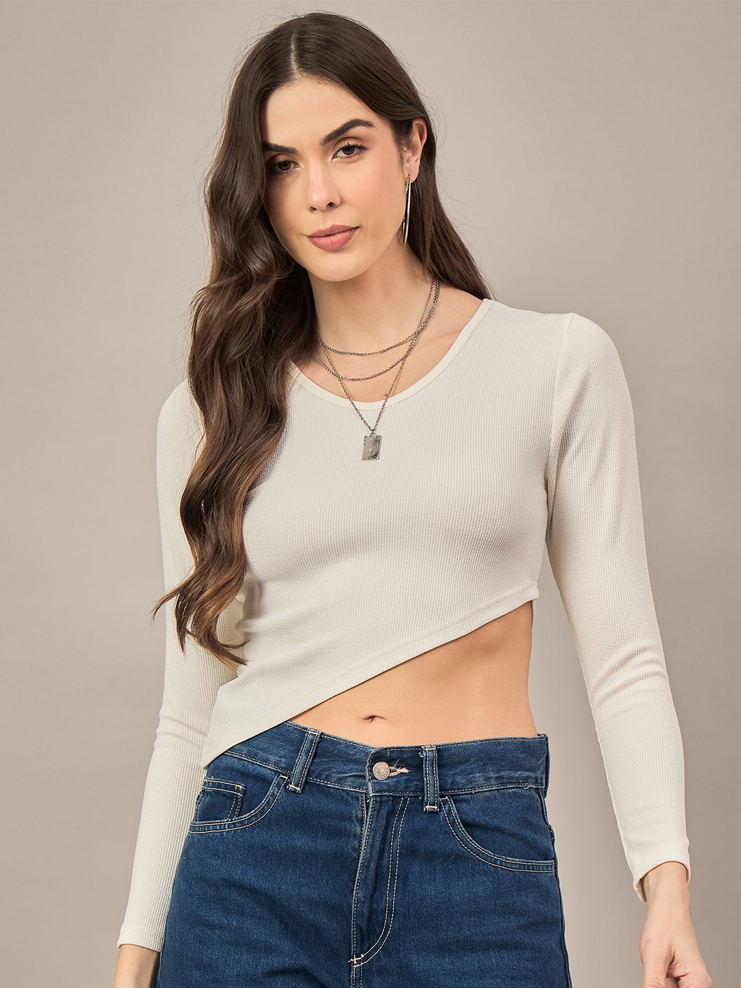 

The Roadster Lifestyle Co Women Round Neck Crop Top, White