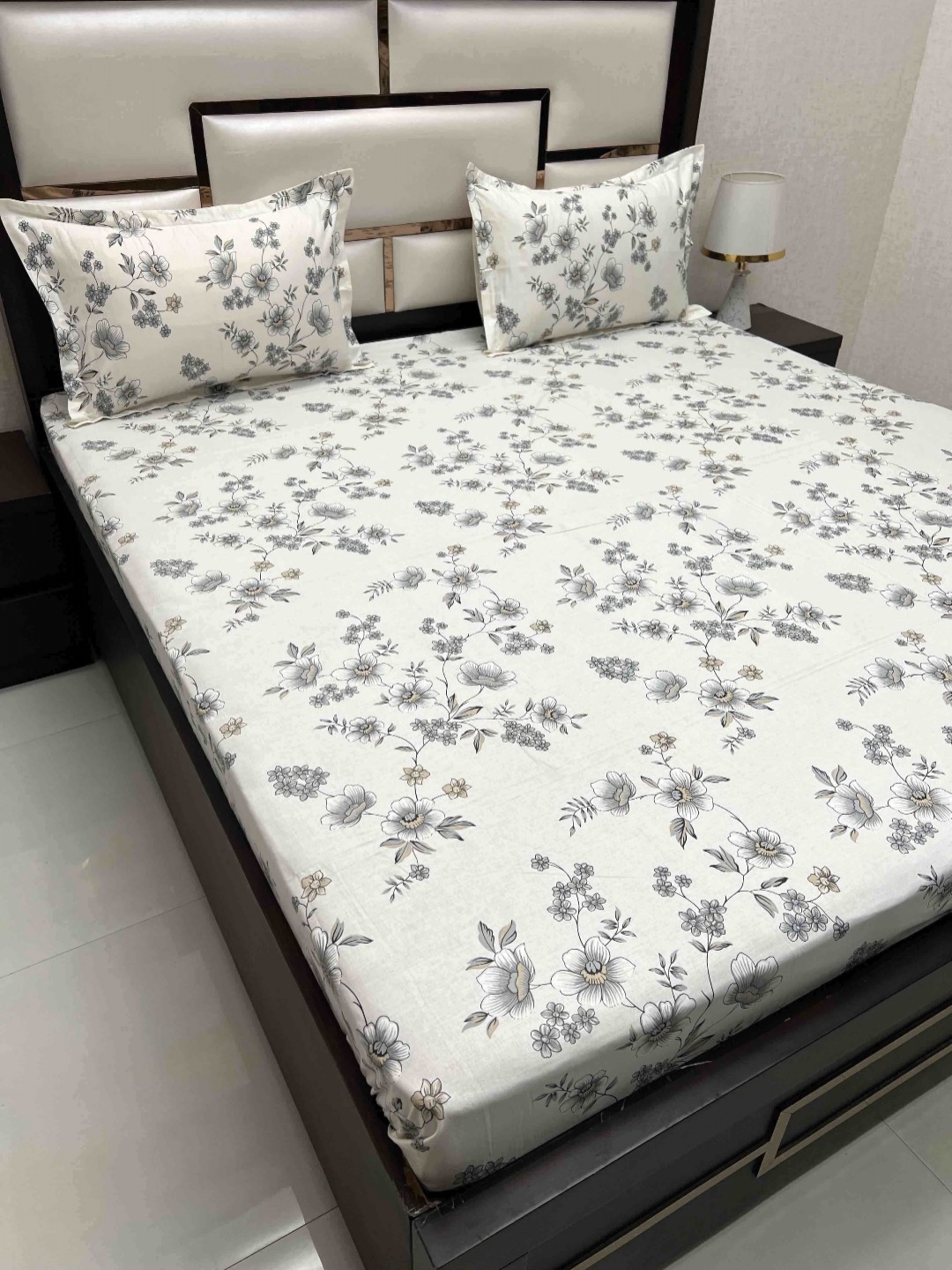 

Pure Decor White & Grey Floral 350 TC Queen Bedsheet with 2 Pillow Covers